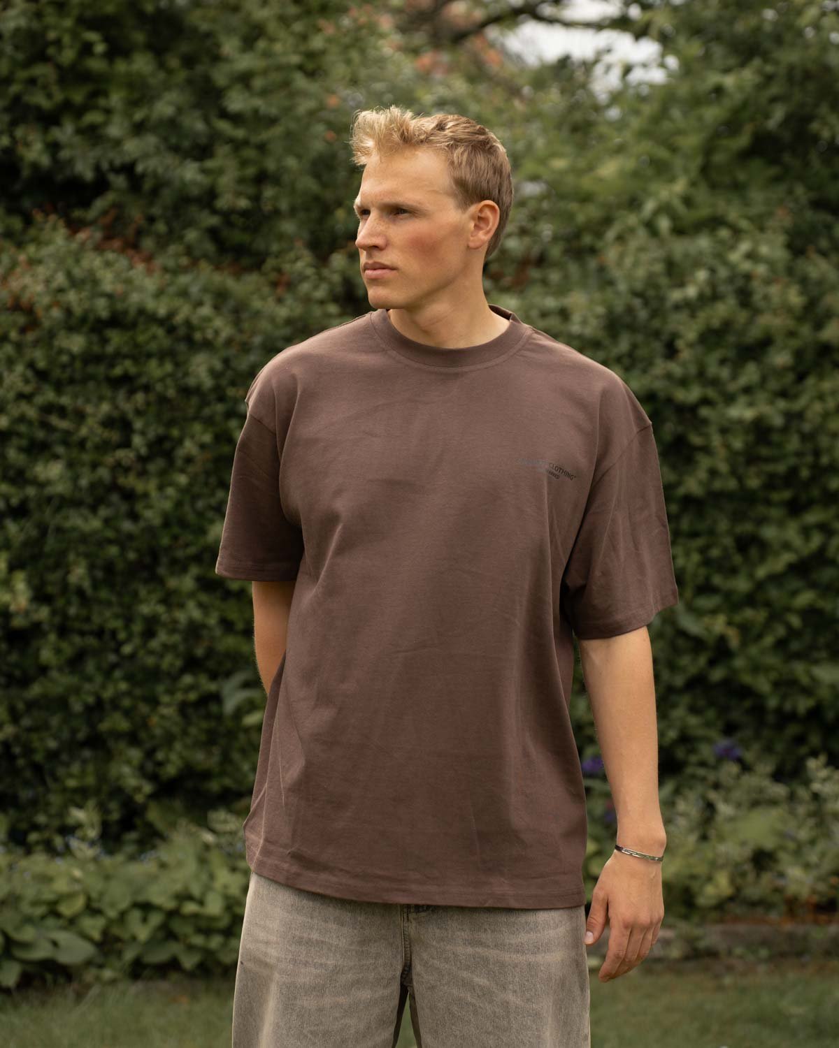 Unmarked T-Shirt tone - on - tone brown | Skagen - clothing.dk
